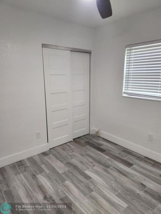 Active With Contract: $3,500 (4 beds, 2 baths, 1656 Square Feet)