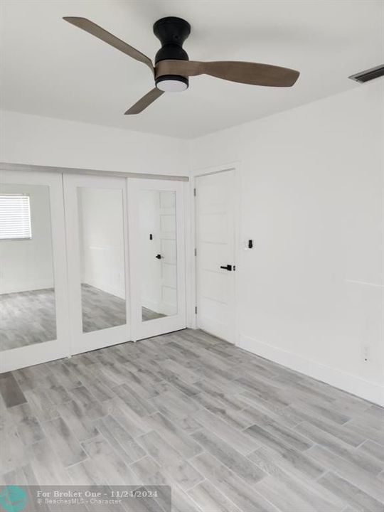 Active With Contract: $3,500 (4 beds, 2 baths, 1656 Square Feet)