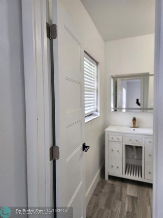 Active With Contract: $3,500 (4 beds, 2 baths, 1656 Square Feet)