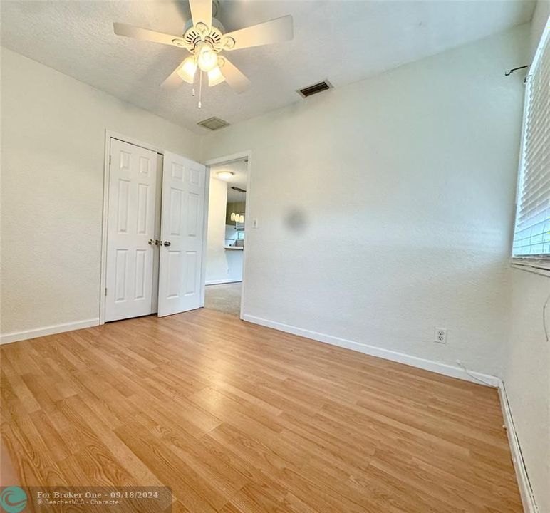 For Rent: $1,975 (2 beds, 1 baths, 607 Square Feet)