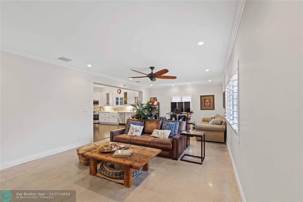 Active With Contract: $1,599,000 (3 beds, 2 baths, 2155 Square Feet)