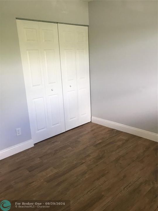 Active With Contract: $2,150 (2 beds, 2 baths, 808 Square Feet)