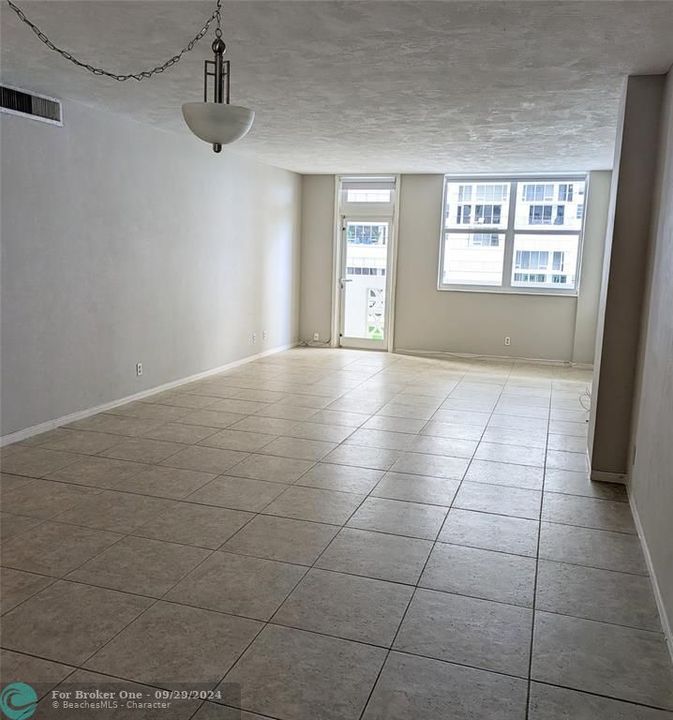 For Rent: $2,300 (1 beds, 1 baths, 0 Square Feet)