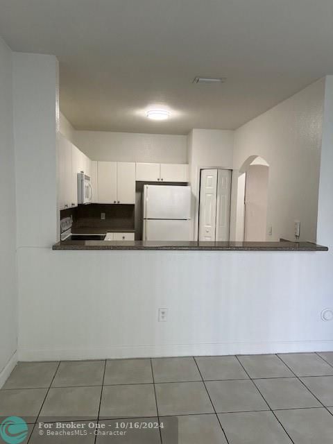 For Sale: $438,000 (3 beds, 2 baths, 1452 Square Feet)