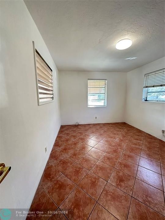 En Venta: $2,000 (2 camas, 1 baños, 1440 Pies cuadrados)