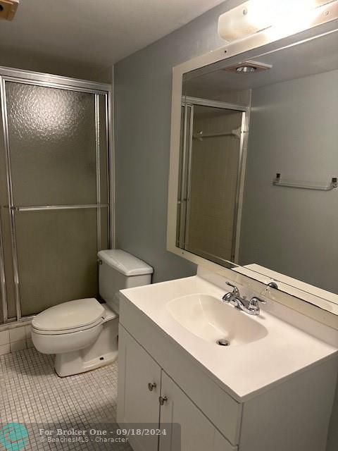 For Rent: $2,150 (2 beds, 2 baths, 1085 Square Feet)