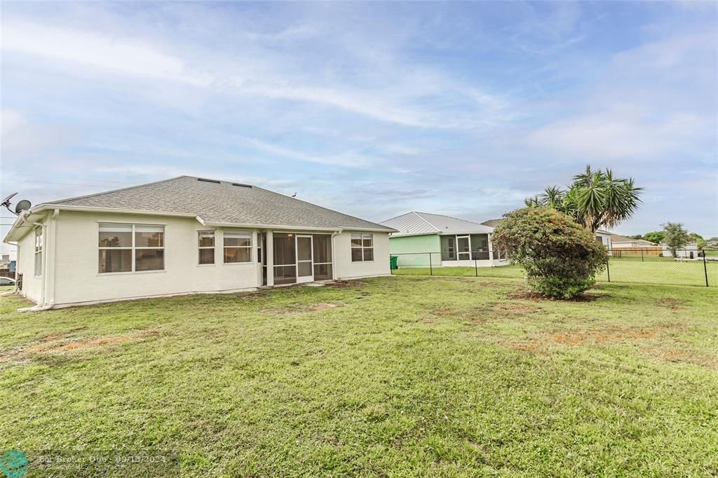 For Sale: $379,000 (3 beds, 2 baths, 1508 Square Feet)