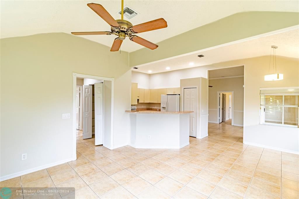 For Sale: $379,000 (3 beds, 2 baths, 1508 Square Feet)