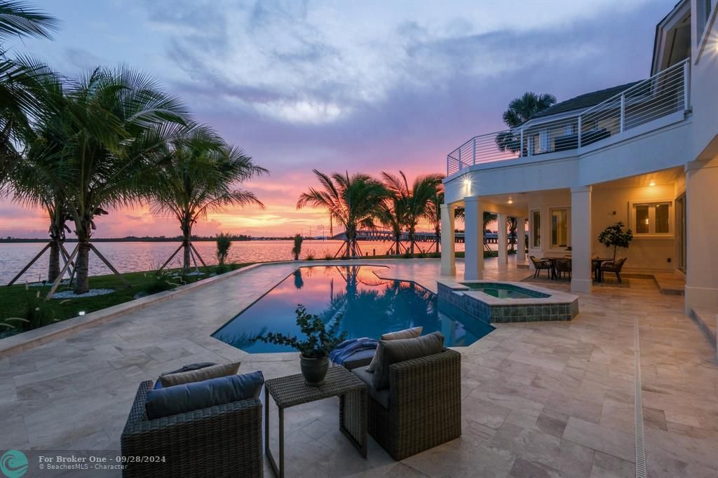 For Sale: $6,999,900 (5 beds, 5 baths, 5427 Square Feet)