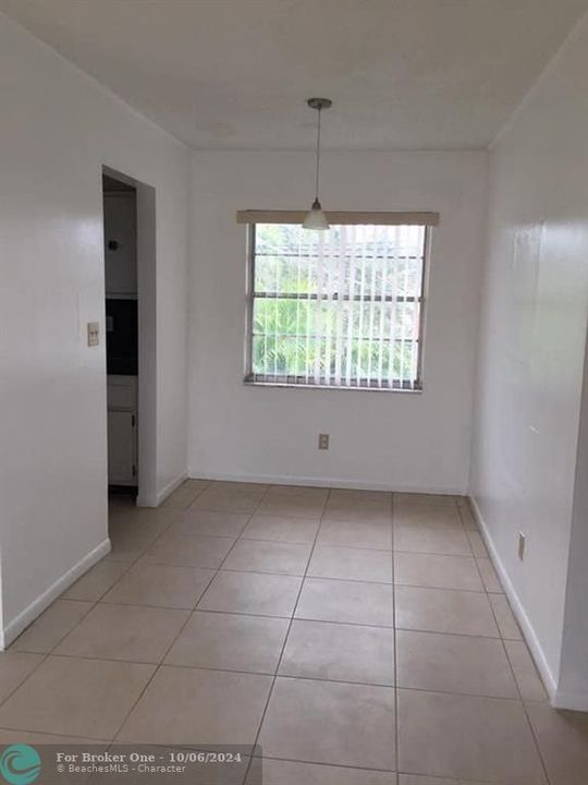 For Rent: $1,700 (1 beds, 1 baths, 600 Square Feet)