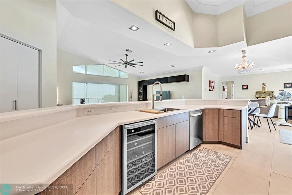 For Sale: $1,075,000 (5 beds, 2 baths, 3145 Square Feet)