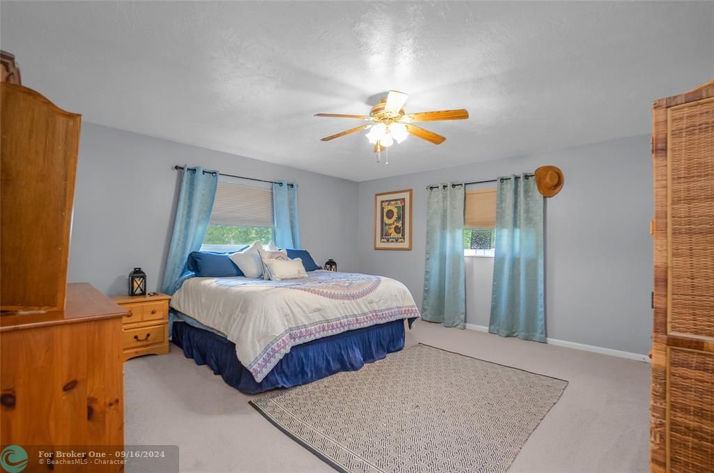 For Sale: $242,500 (2 beds, 2 baths, 1622 Square Feet)