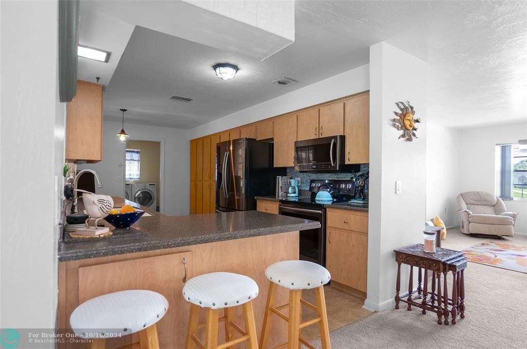 For Sale: $242,500 (2 beds, 2 baths, 1622 Square Feet)