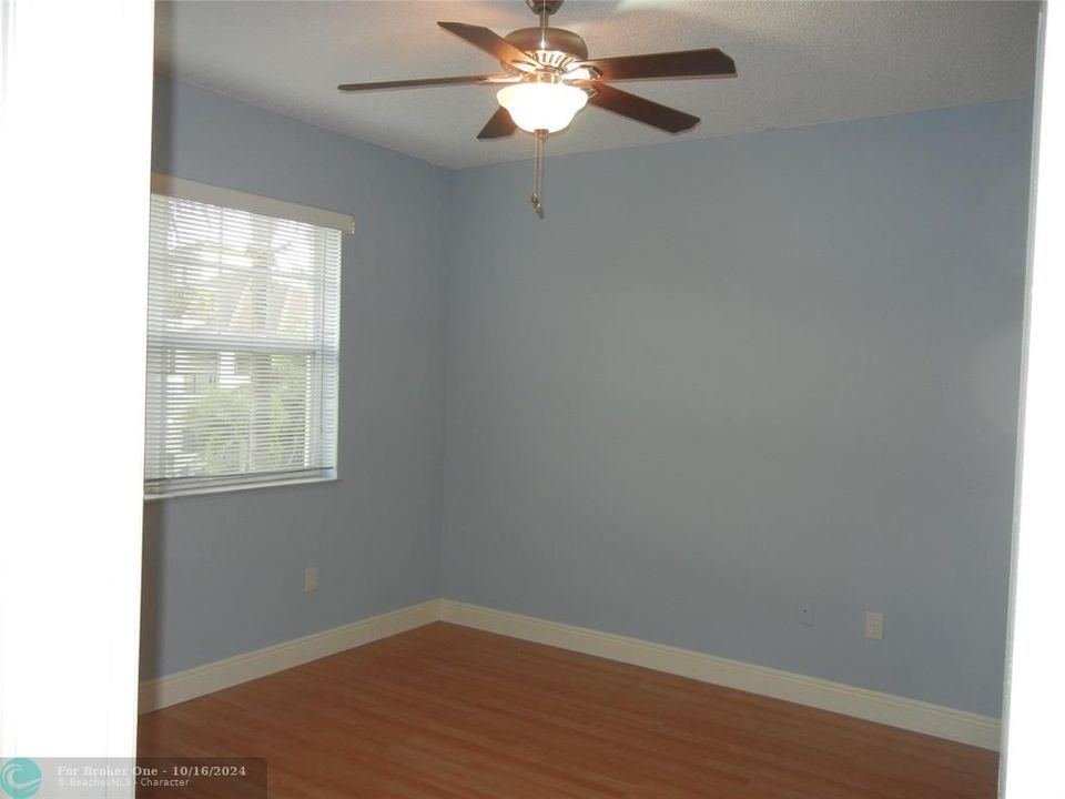 For Rent: $2,300 (2 beds, 2 baths, 1120 Square Feet)