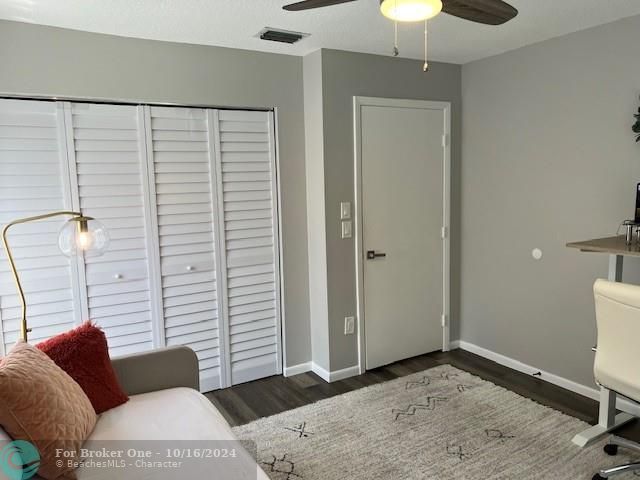 Active With Contract: $3,400 (3 beds, 2 baths, 1532 Square Feet)