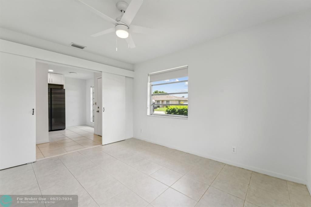 For Sale: $296,500 (2 beds, 2 baths, 1332 Square Feet)