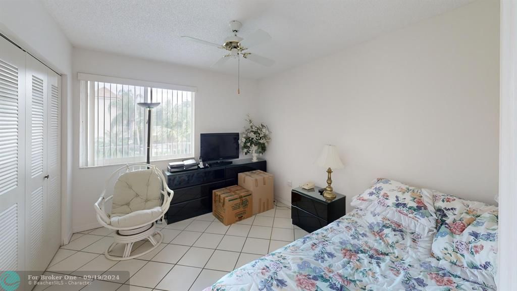 For Sale: $199,000 (2 beds, 2 baths, 1180 Square Feet)