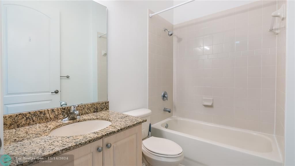 Active With Contract: $3,450 (3 beds, 2 baths, 1772 Square Feet)