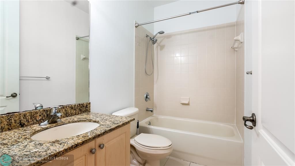 Active With Contract: $3,450 (3 beds, 2 baths, 1772 Square Feet)