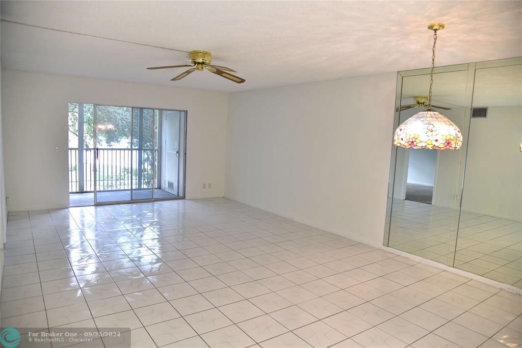 Active With Contract: $179,000 (2 beds, 2 baths, 1207 Square Feet)