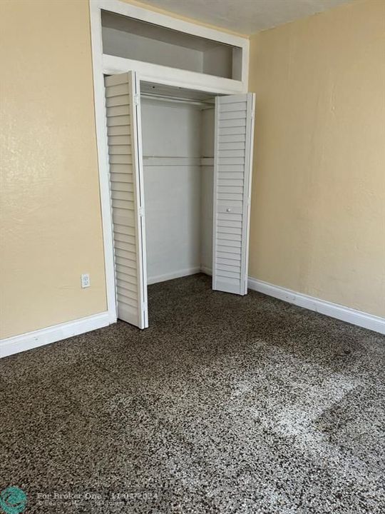 For Rent: $1,200 (0 beds, 1 baths, 600 Square Feet)