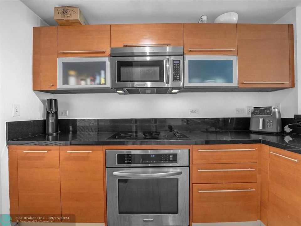 En Venta: $485,000 (1 camas, 1 baños, 802 Pies cuadrados)