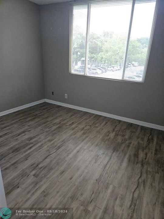 Recently Rented: $2,000 (2 beds, 1 baths, 1227 Square Feet)