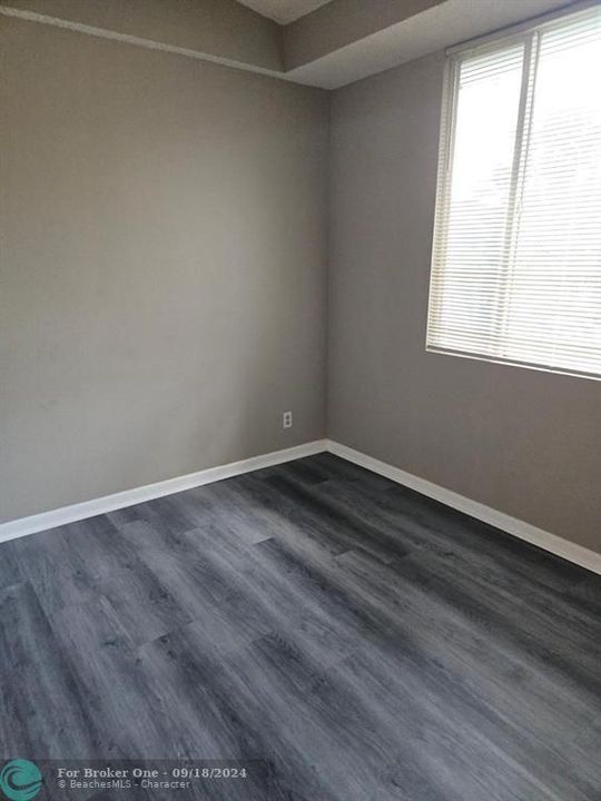 Recently Rented: $2,000 (2 beds, 1 baths, 1227 Square Feet)