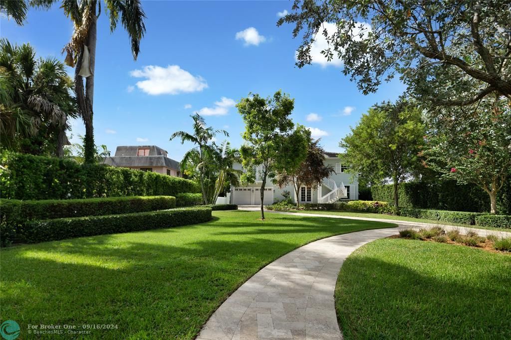 For Sale: $3,950,000 (5 beds, 3 baths, 3634 Square Feet)