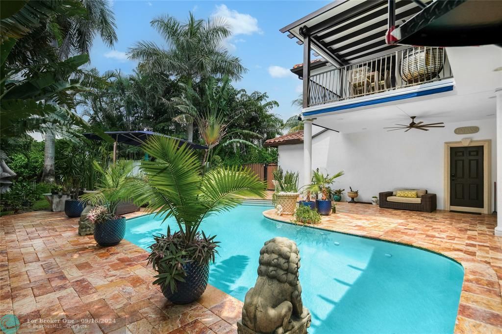 En Venta: $3,899,000 (5 camas, 5 baños, 5105 Pies cuadrados)