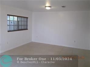 For Rent: $2,600 (3 beds, 2 baths, 1465 Square Feet)