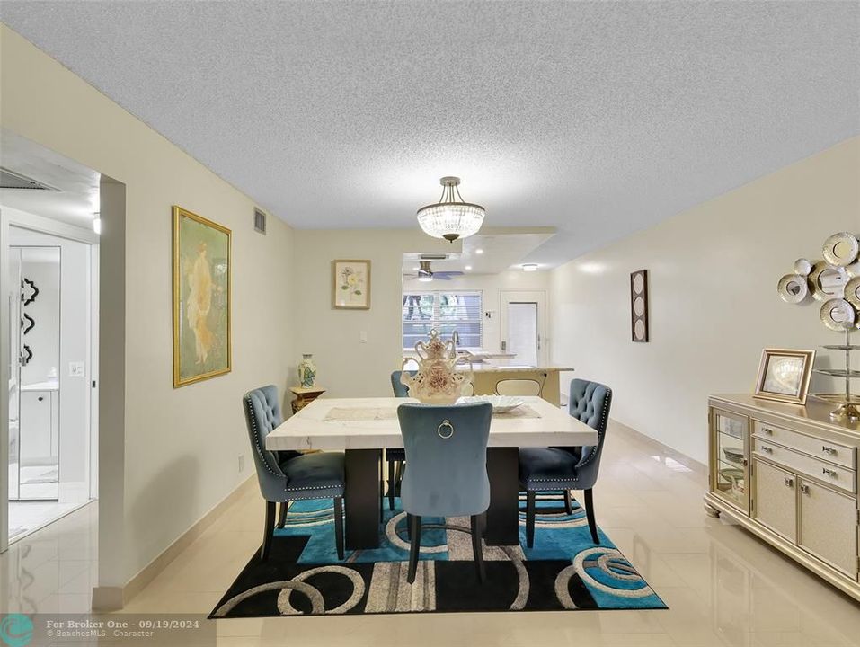 Active With Contract: $3,650 (2 beds, 2 baths, 1115 Square Feet)