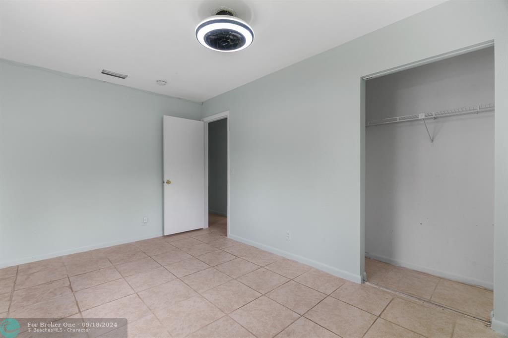 For Sale: $480,000 (3 beds, 2 baths, 1572 Square Feet)