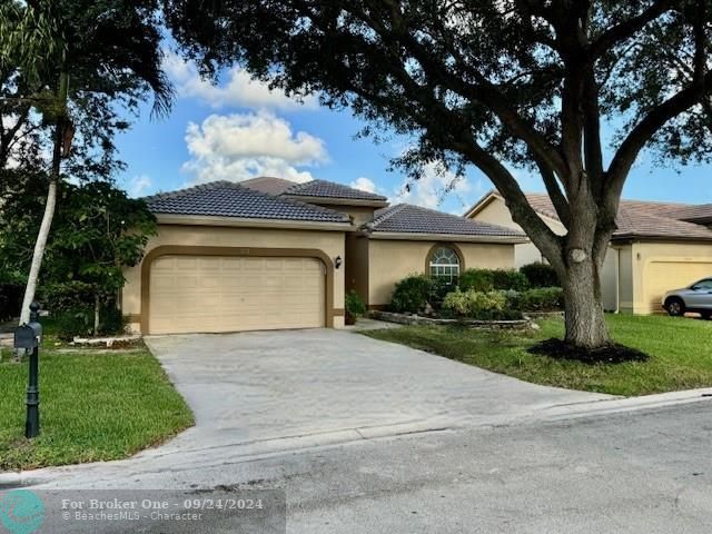 For Sale: $709,999 (3 beds, 2 baths, 2192 Square Feet)