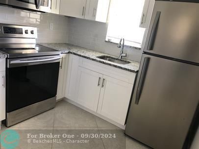 Recently Sold: $1,600 (1 beds, 1 baths, 2166 Square Feet)