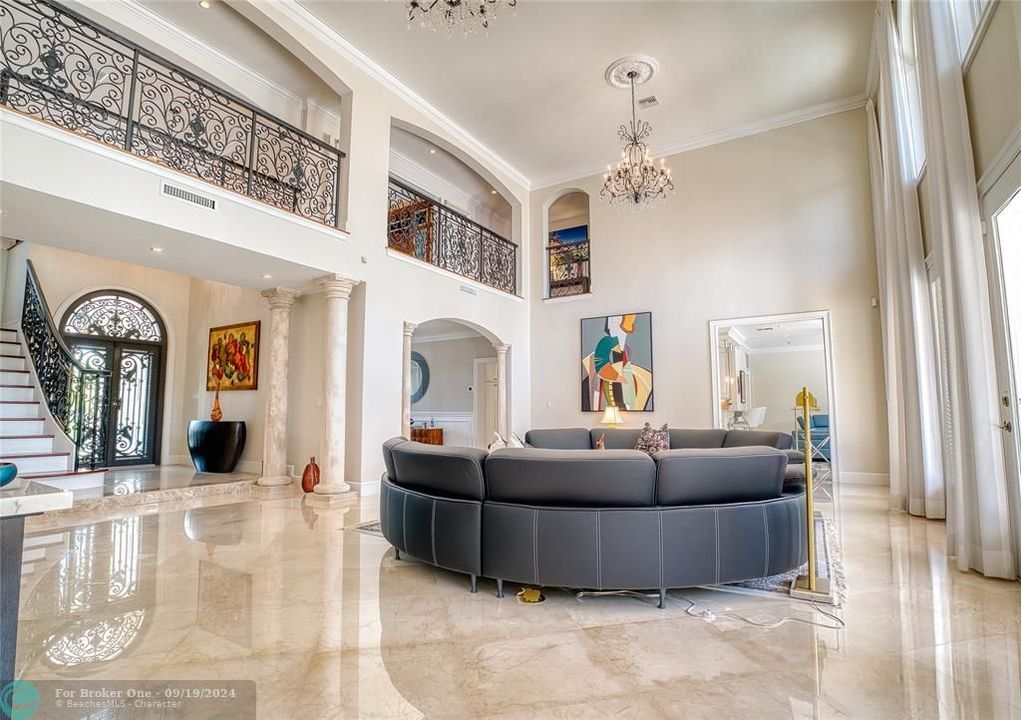 For Sale: $5,250,000 (5 beds, 5 baths, 5197 Square Feet)