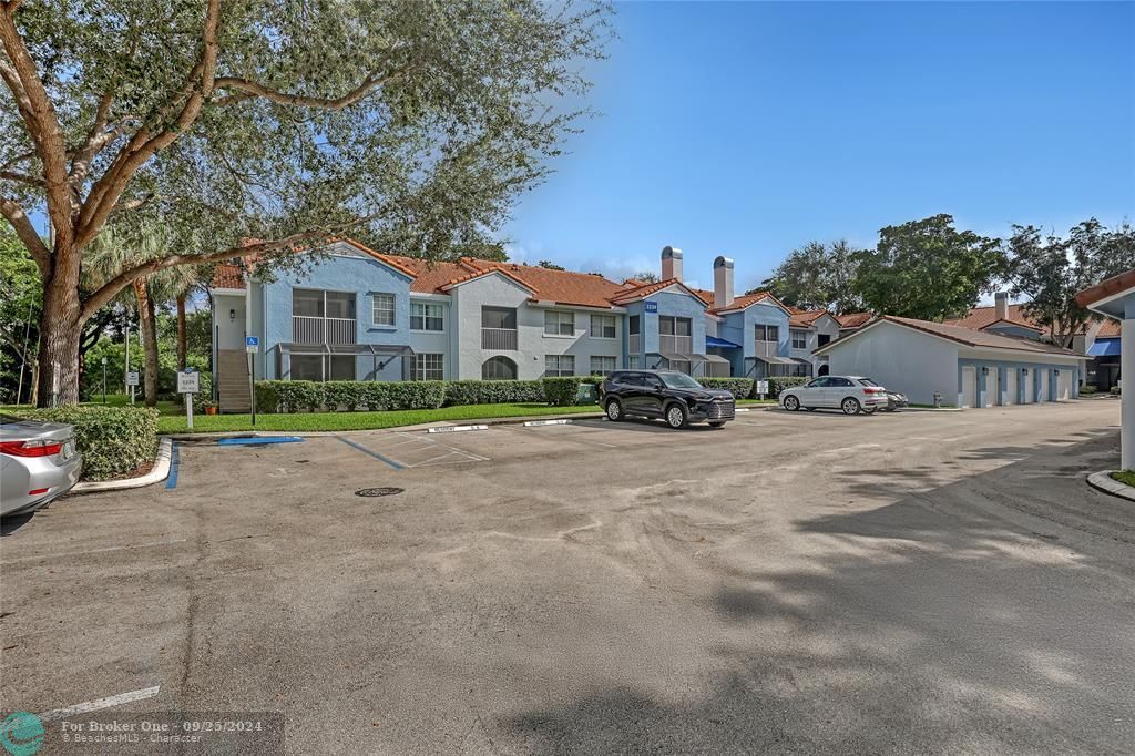 For Sale: $450,000 (3 beds, 2 baths, 1497 Square Feet)