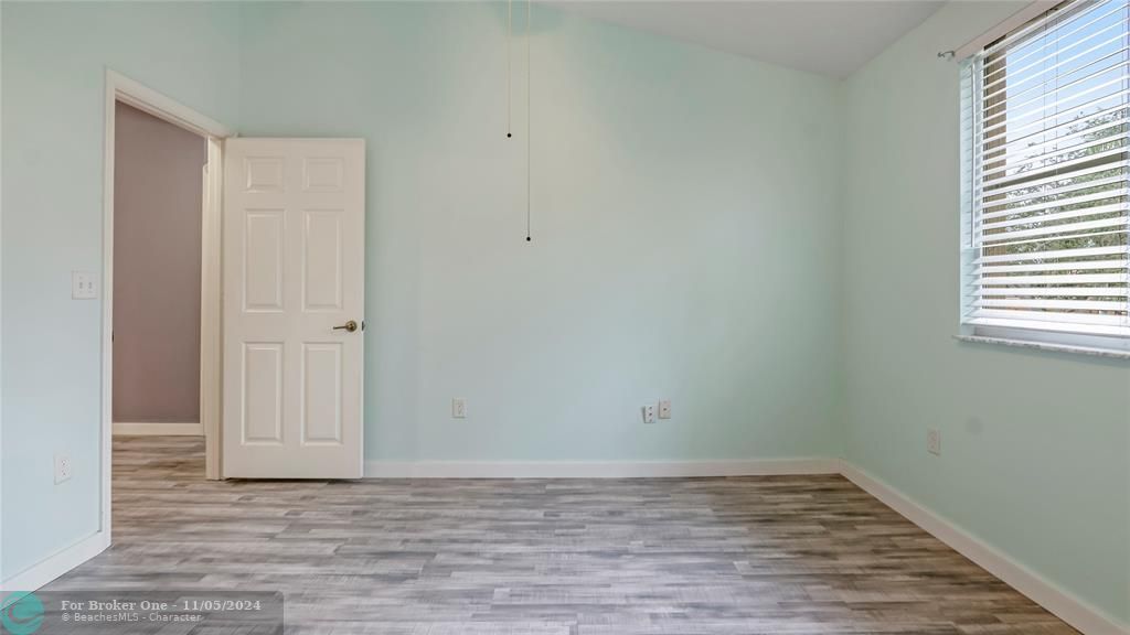 Active With Contract: $3,750 (4 beds, 2 baths, 1887 Square Feet)