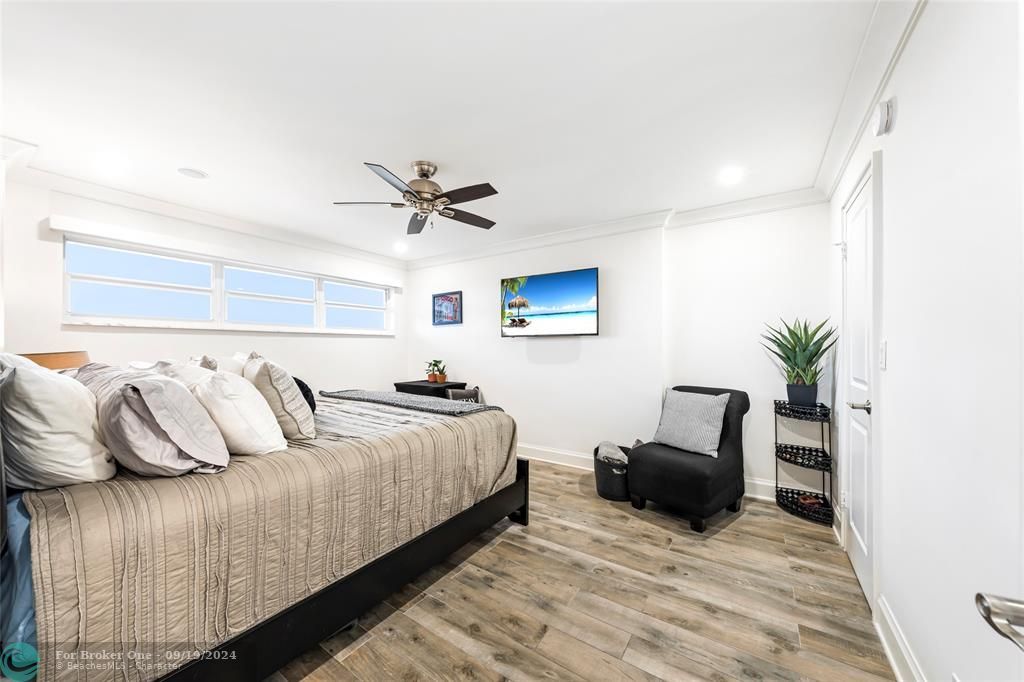 Active With Contract: $735,000 (2 beds, 2 baths, 1455 Square Feet)