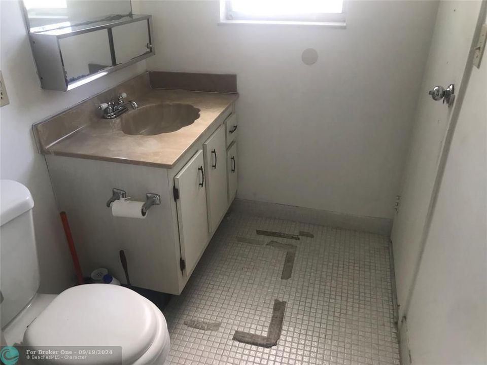 En Venta: $98,990 (2 camas, 2 baños, 1010 Pies cuadrados)