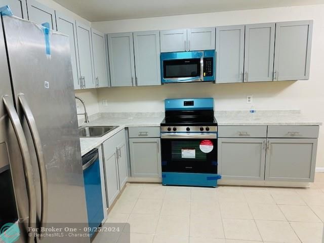 For Rent: $4,000 (4 beds, 2 baths, 1603 Square Feet)