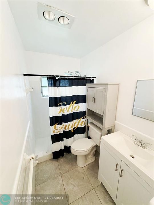 Active With Contract: $3,000 (2 beds, 2 baths, 1629 Square Feet)