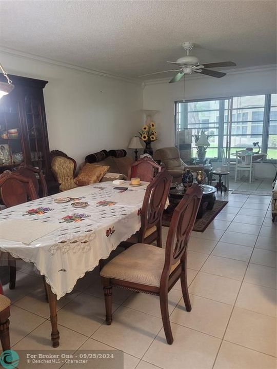 En Venta: $165,000 (2 camas, 2 baños, 944 Pies cuadrados)