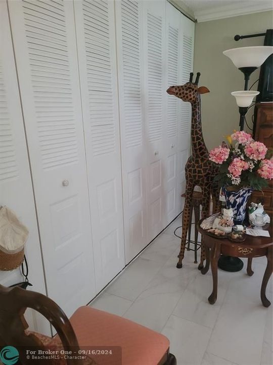 En Venta: $165,000 (2 camas, 2 baños, 944 Pies cuadrados)