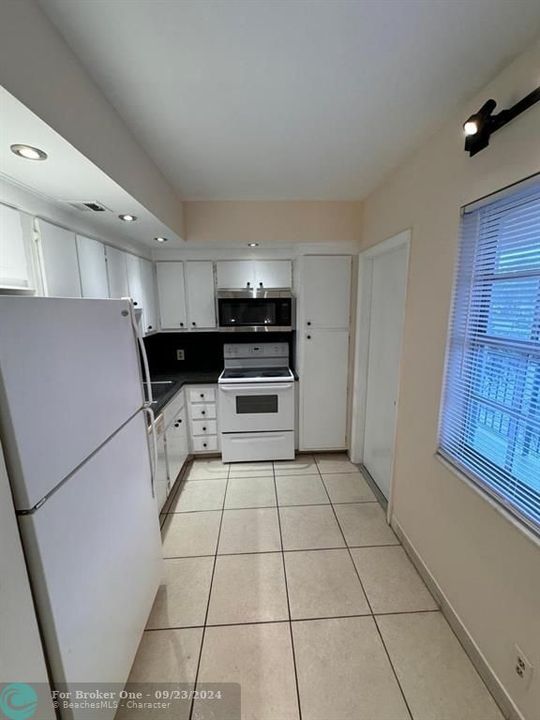 For Rent: $1,790 (2 beds, 2 baths, 1150 Square Feet)