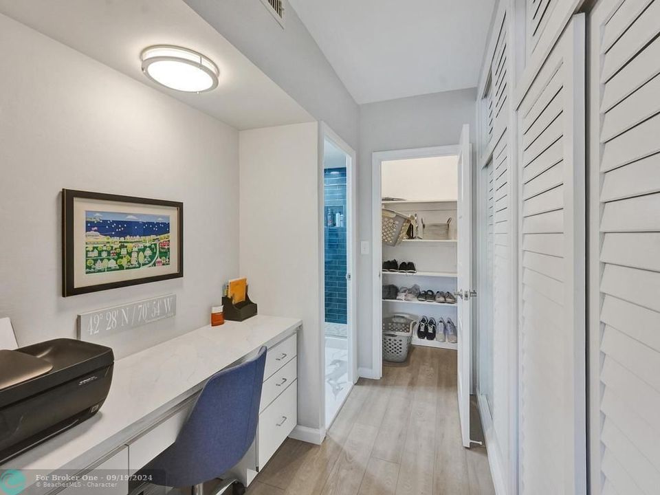 Active With Contract: $365,000 (2 beds, 2 baths, 1120 Square Feet)