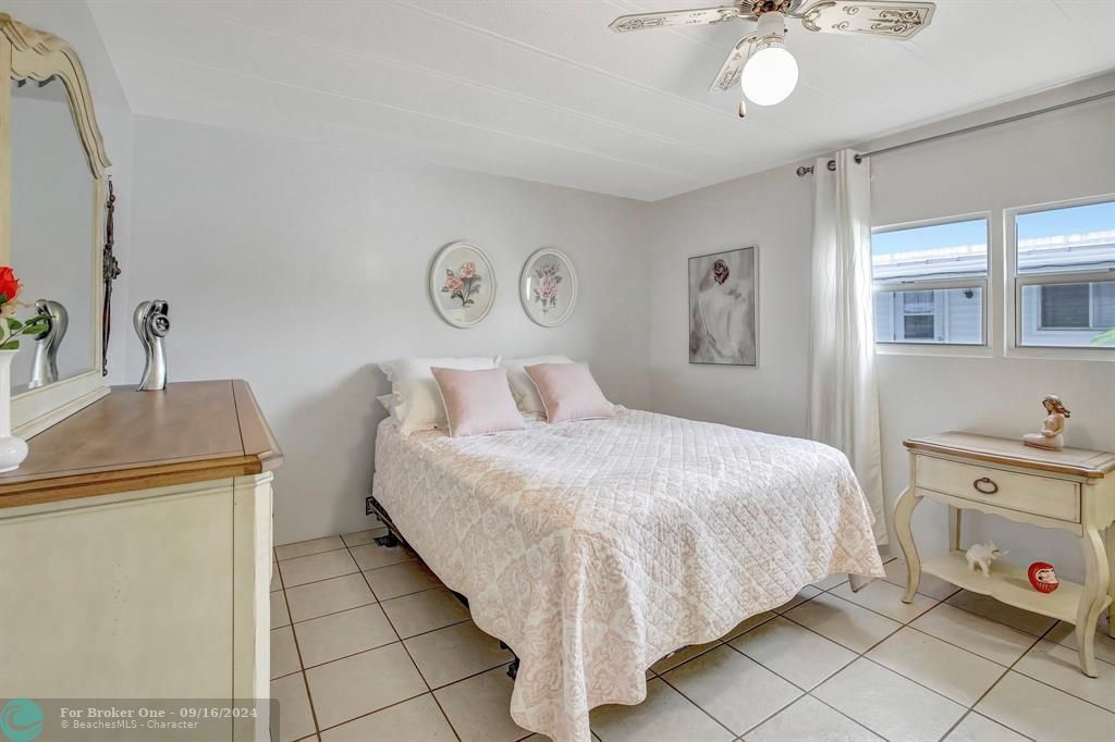 For Sale: $279,000 (2 beds, 2 baths, 1473 Square Feet)