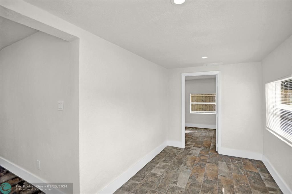 For Sale: $2,495 (3 beds, 2 baths, 0 Square Feet)