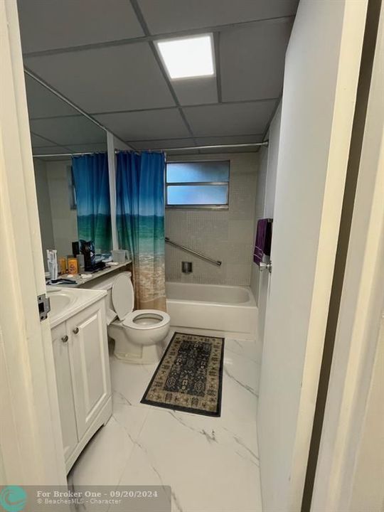 Active With Contract: $1,500 (2 beds, 2 baths, 883 Square Feet)