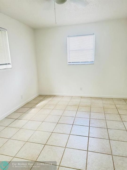 For Rent: $2,295 (2 beds, 2 baths, 700 Square Feet)